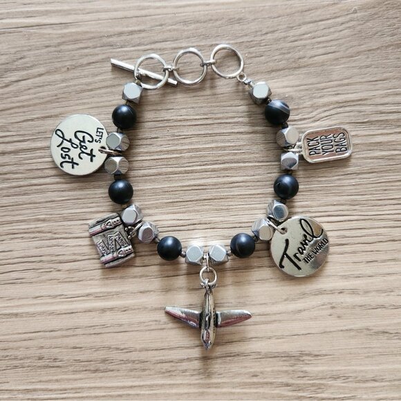 Travel Charm Bracelet Glass Beads Siver Tone Toggle Clasp Handmade Adjustable - Picture 1 of 10